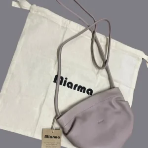 Pouch frá Miarma